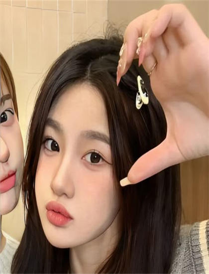 《影之诗FLAME方舟篇》的艺术：美学价值与创作技巧探讨